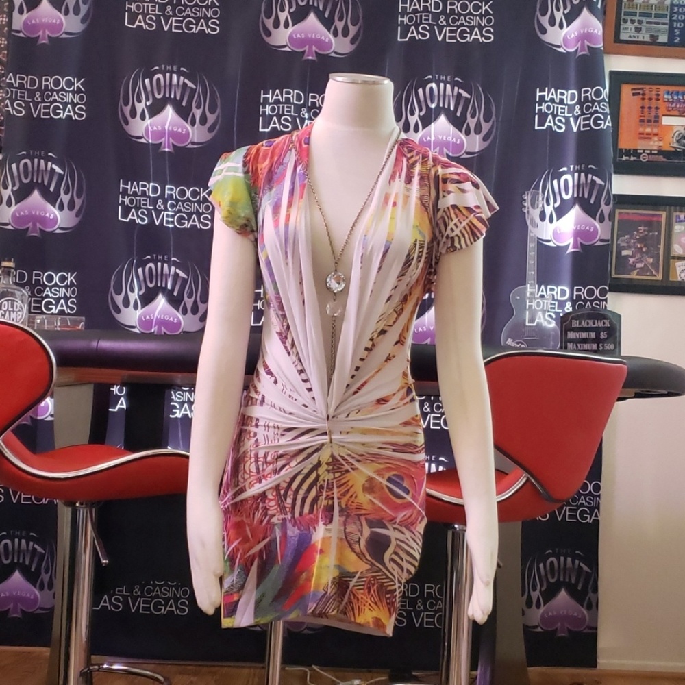 Summer head turning dress